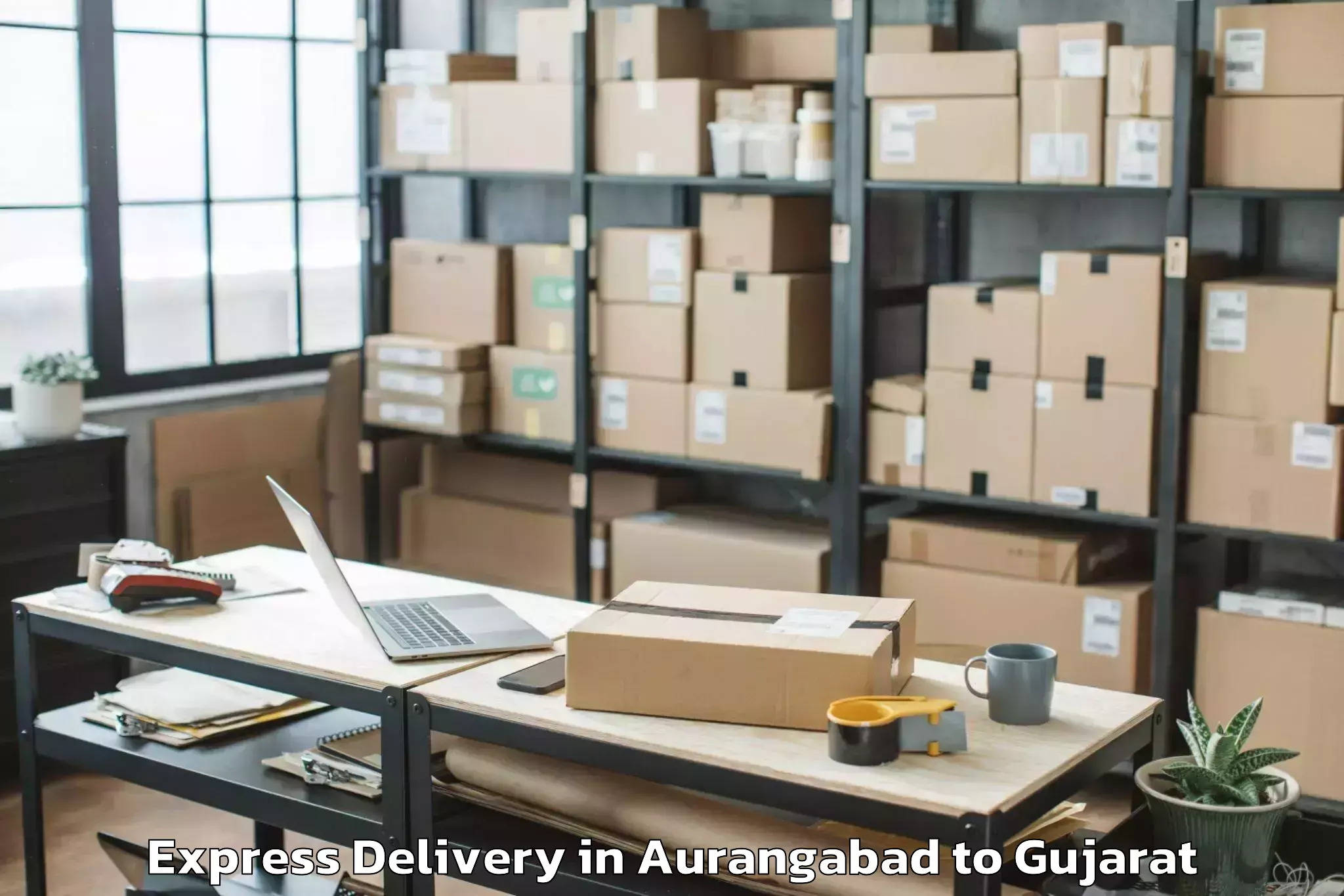 Book Your Aurangabad to Iit Gandhi Nagar Express Delivery Today